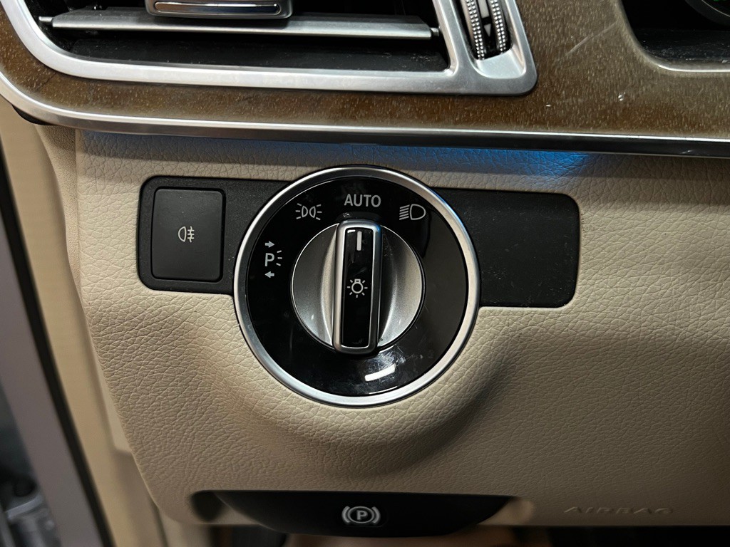 2014 Mercedes-Benz E-Class Image 20