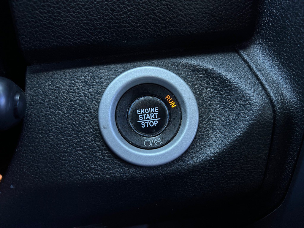 2018 RAM 3500 Image 30