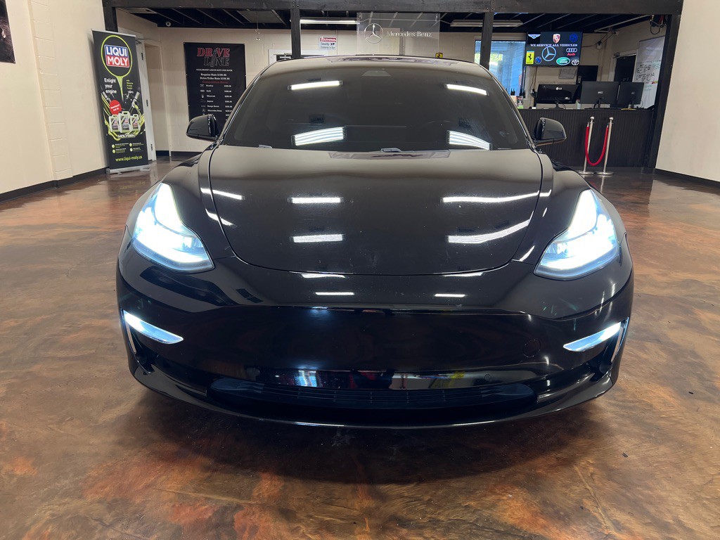 2019 Tesla Model 3 Image 4
