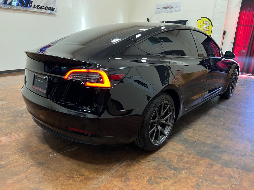 2019 Tesla Model 3 Image 9