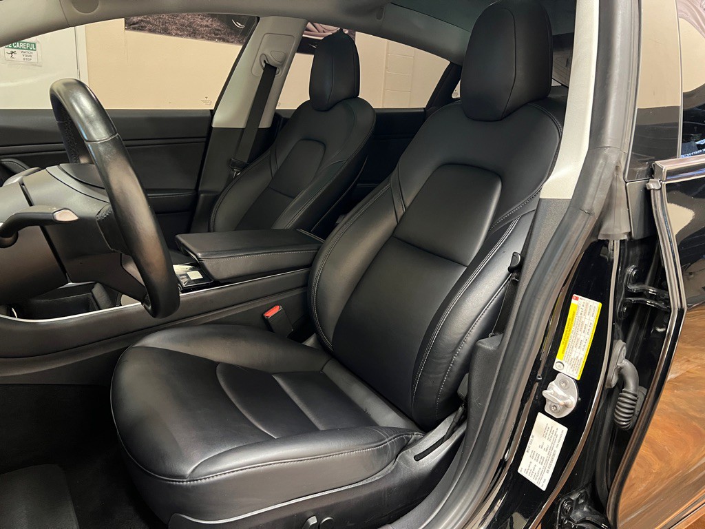 2019 Tesla Model 3 Image 25