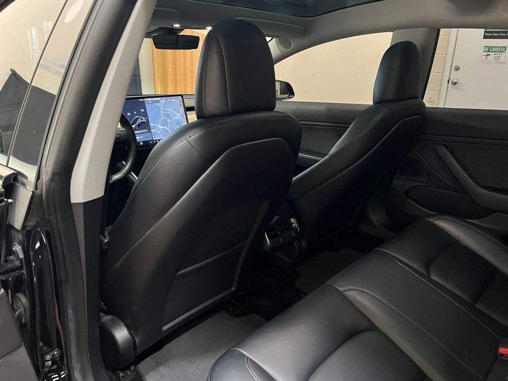 2019 Tesla Model 3 Image 26
