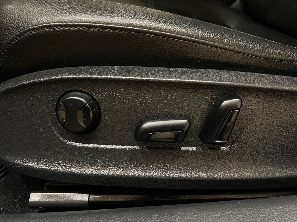 2018 Volkswagen Passat Image 29