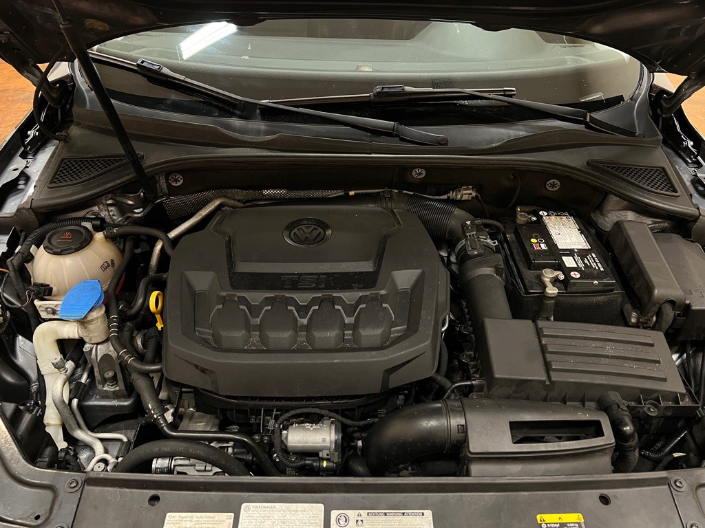 2018 Volkswagen Passat Image 38