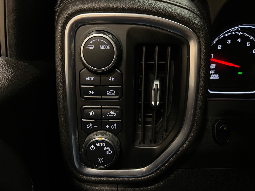 2021 Chevrolet Silverado 1500 Image 24
