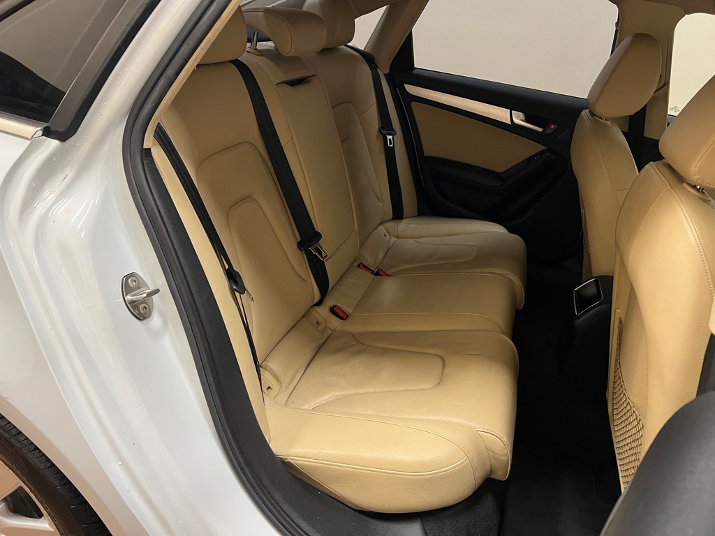 2013 Audi A4 Image 32