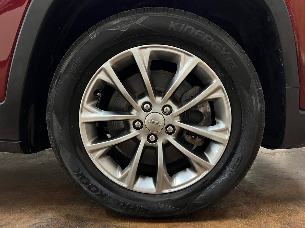 2019 Jeep Cherokee Image 11