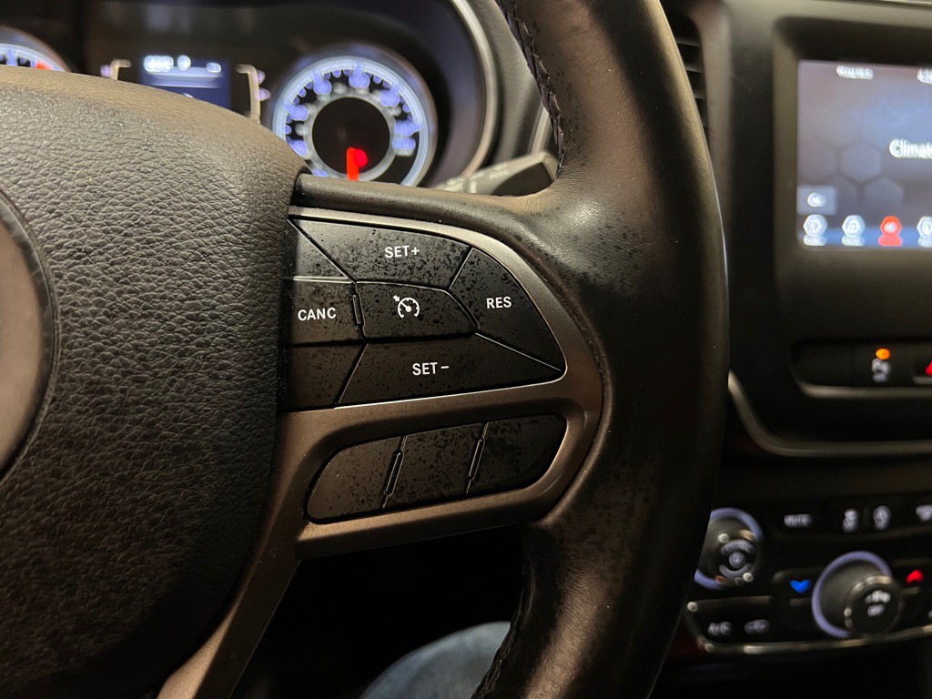 2019 Jeep Cherokee Image 19