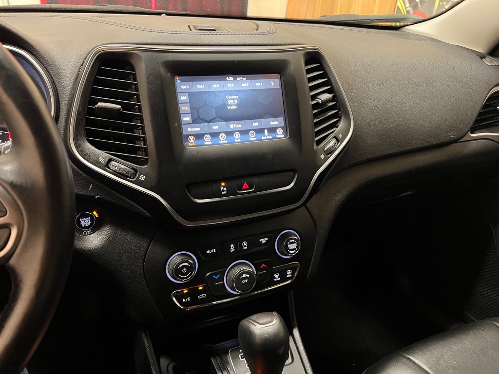 2019 Jeep Cherokee Image 23