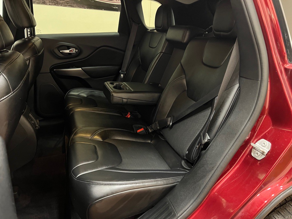 2019 Jeep Cherokee Image 31