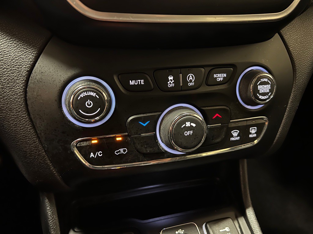 2019 Jeep Cherokee Image 26