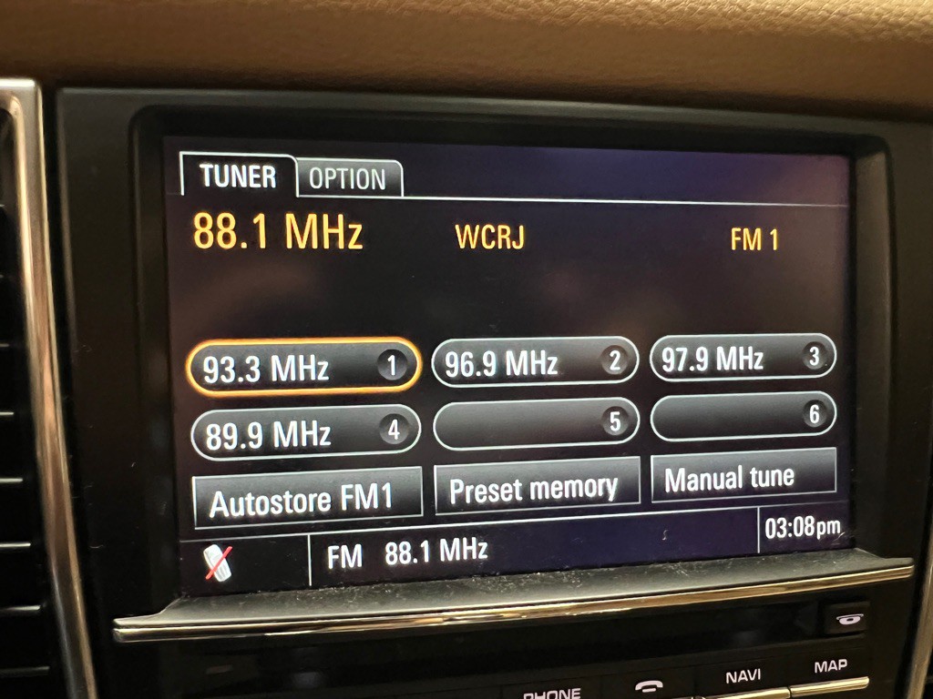 2013 Porsche Panamera Image 24