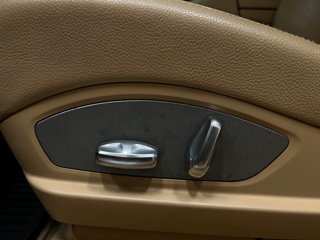 2013 Porsche Panamera Image 27