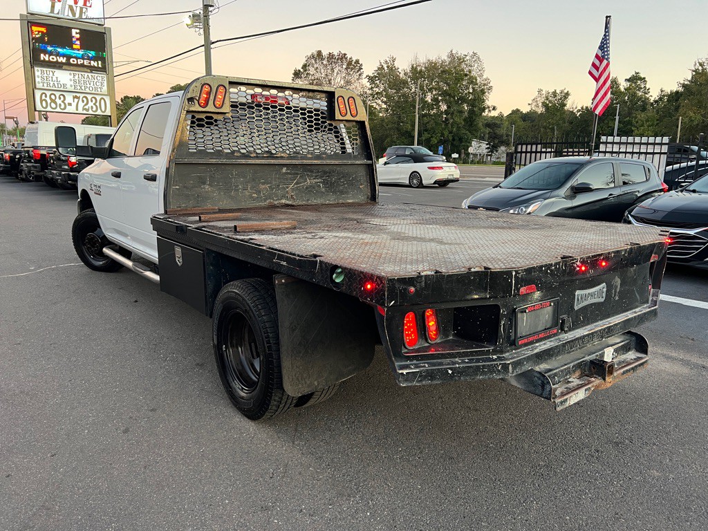 2018 RAM 3500 Image 2