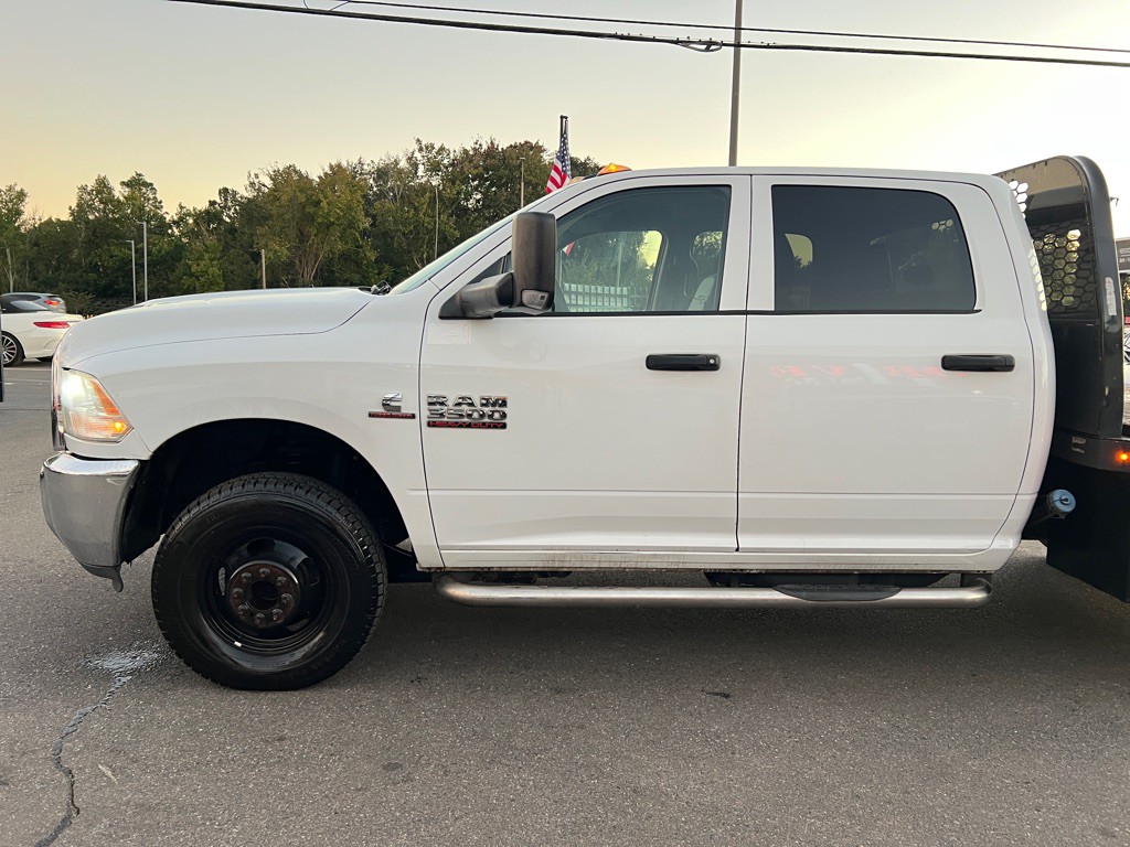 2018 RAM 3500 Image 6