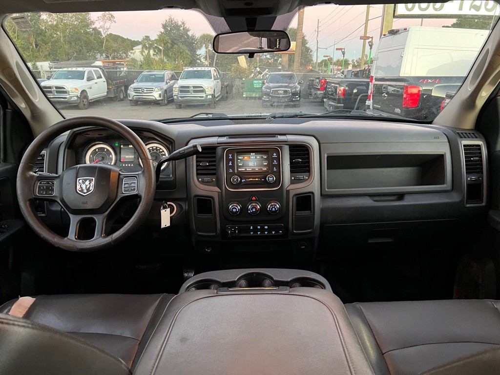 2018 RAM 3500 Image 16