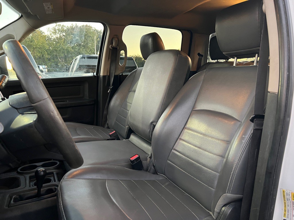 2018 RAM 3500 Image 28