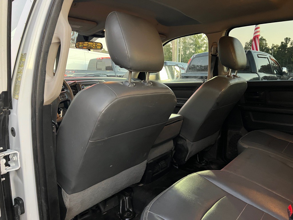 2018 RAM 3500 Image 29