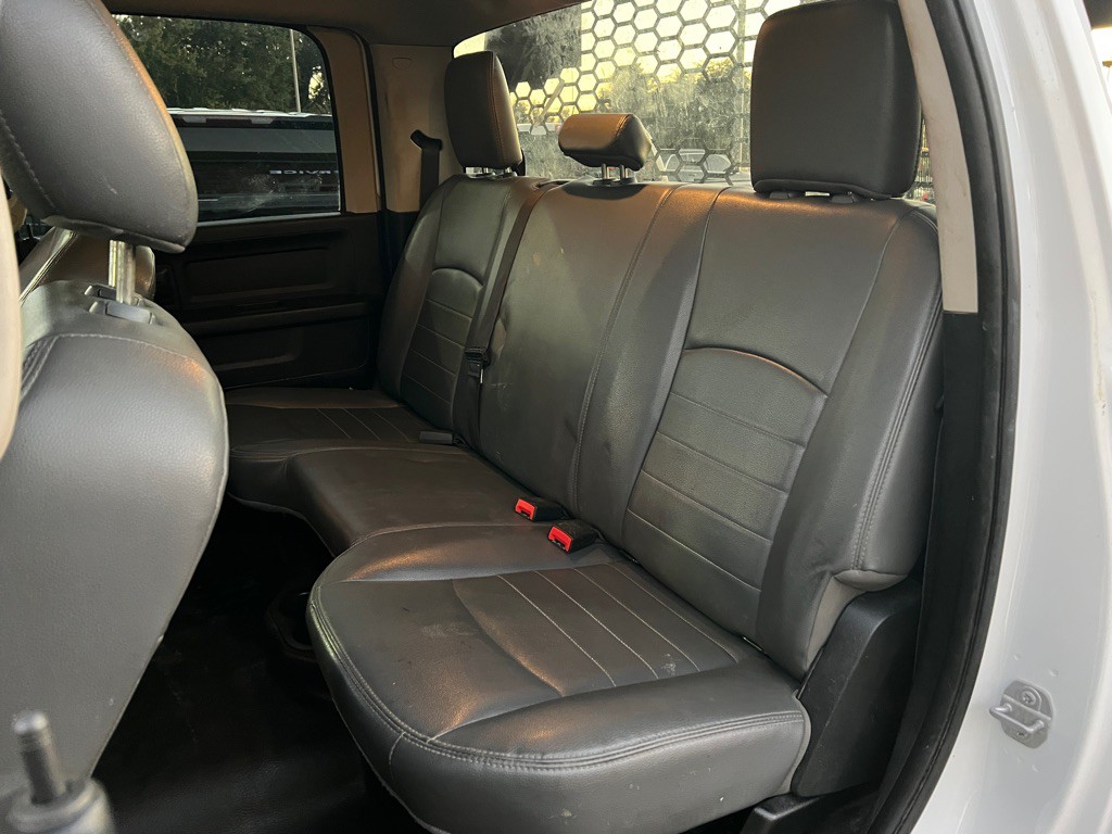 2018 RAM 3500 Image 30