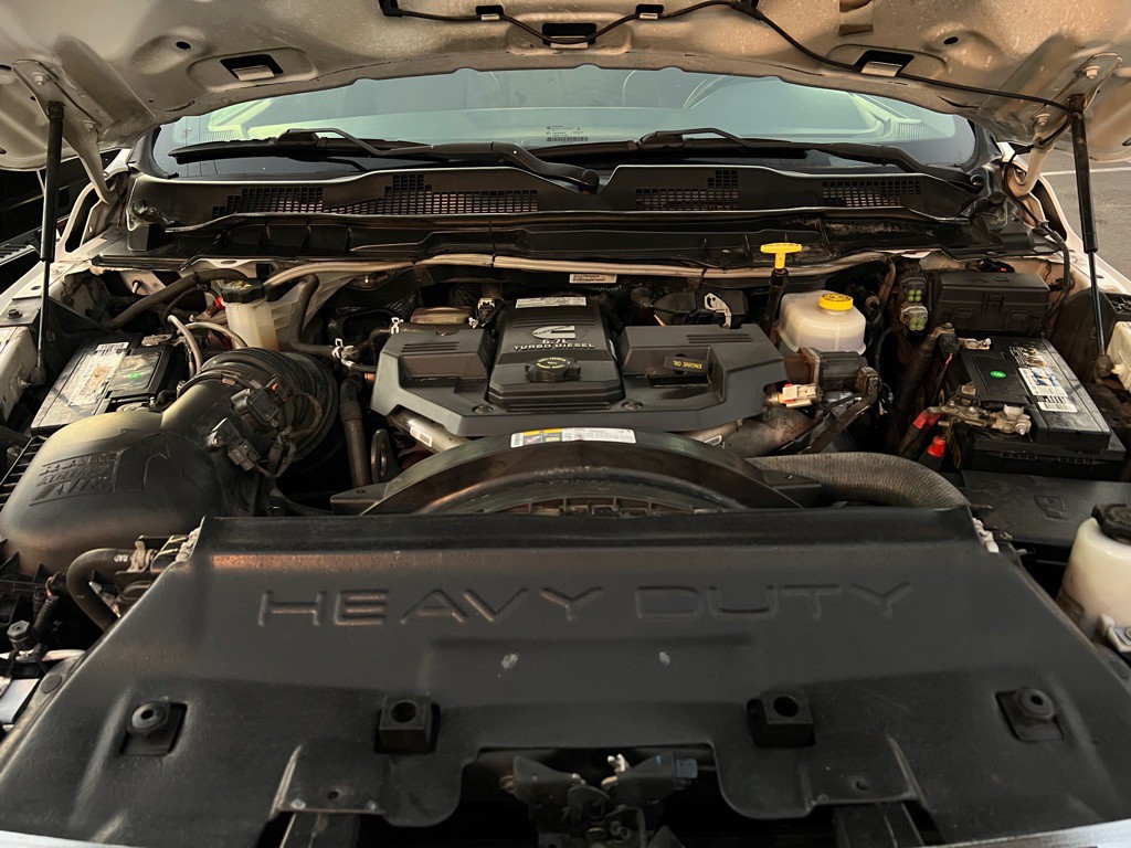 2018 RAM 3500 Image 34