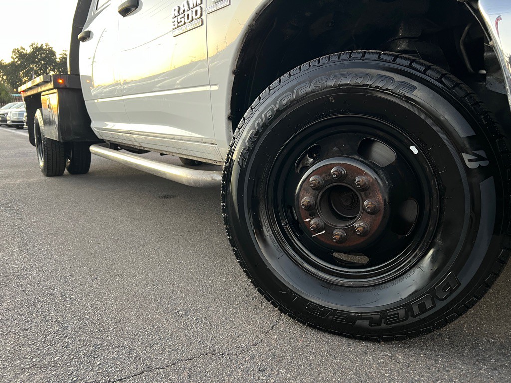 2018 RAM 3500 Image 37