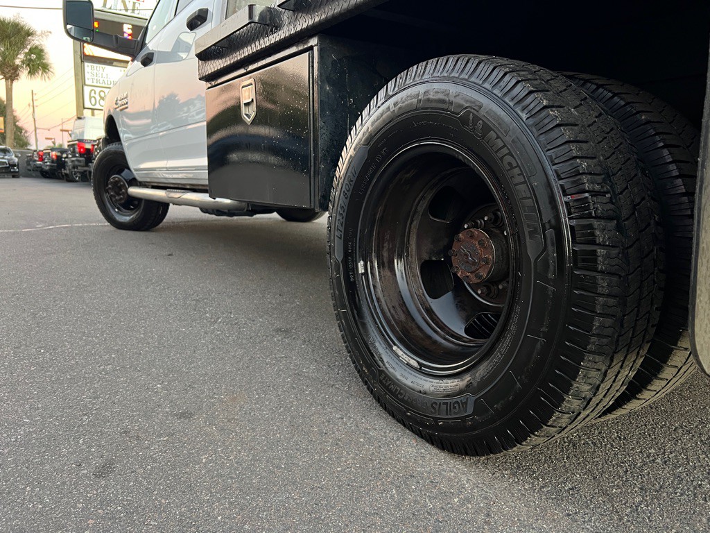 2018 RAM 3500 Image 38