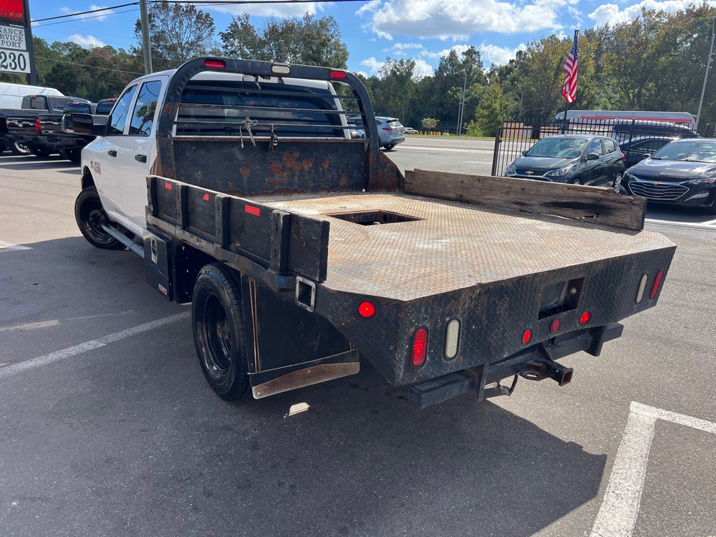 2017 RAM 3500 Image 2