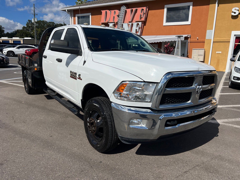 2017 RAM 3500 Image 3
