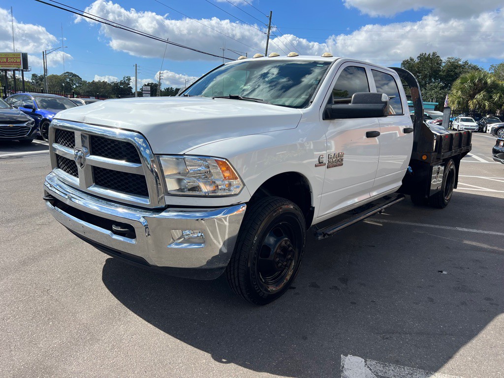 2017 RAM 3500 Image 5