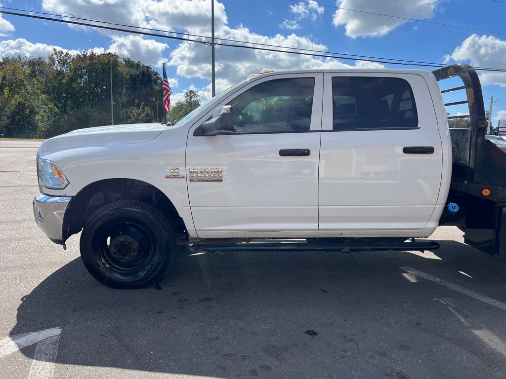 2017 RAM 3500 Image 6