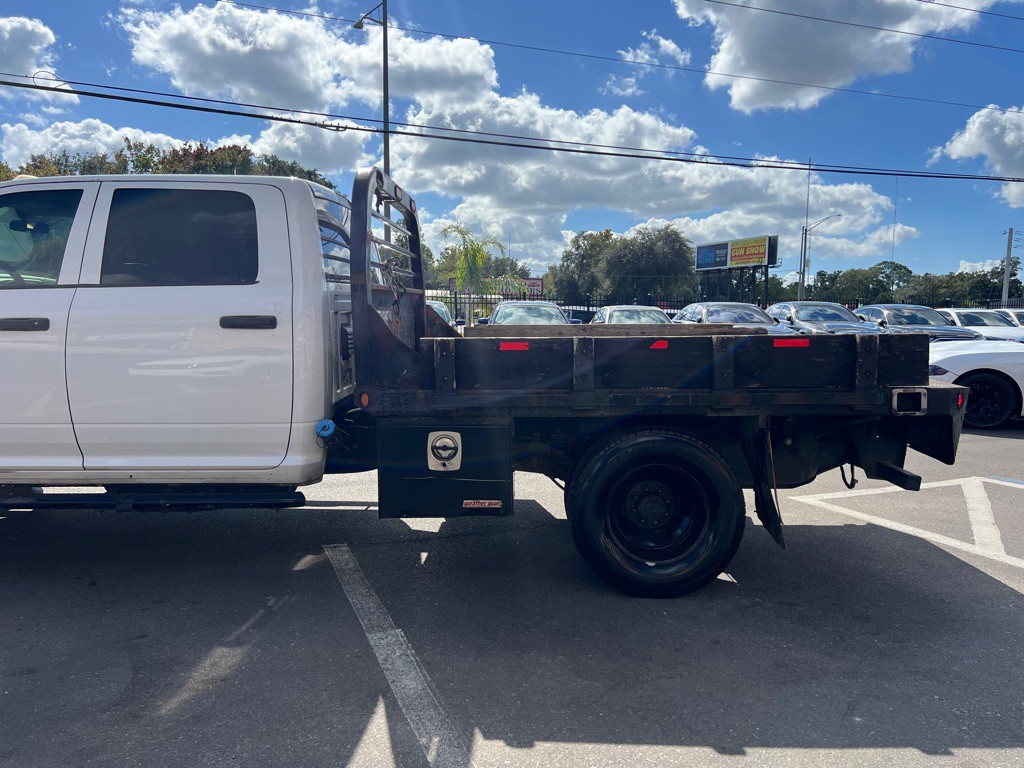 2017 RAM 3500 Image 7