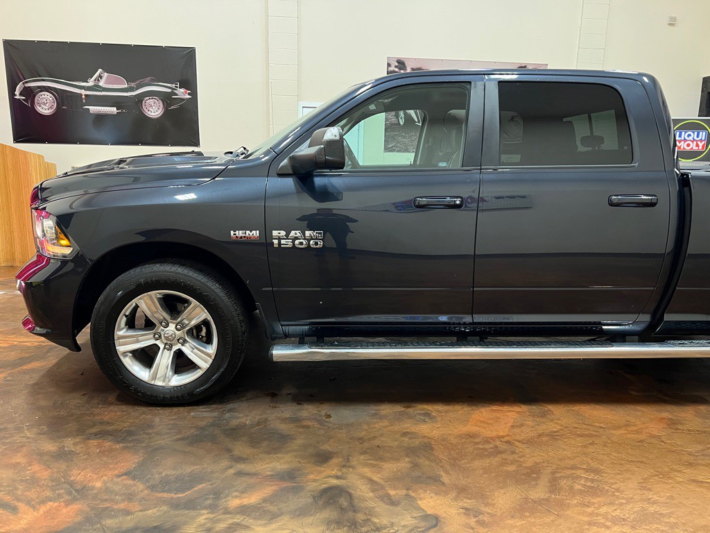 2017 RAM 1500 Image 6