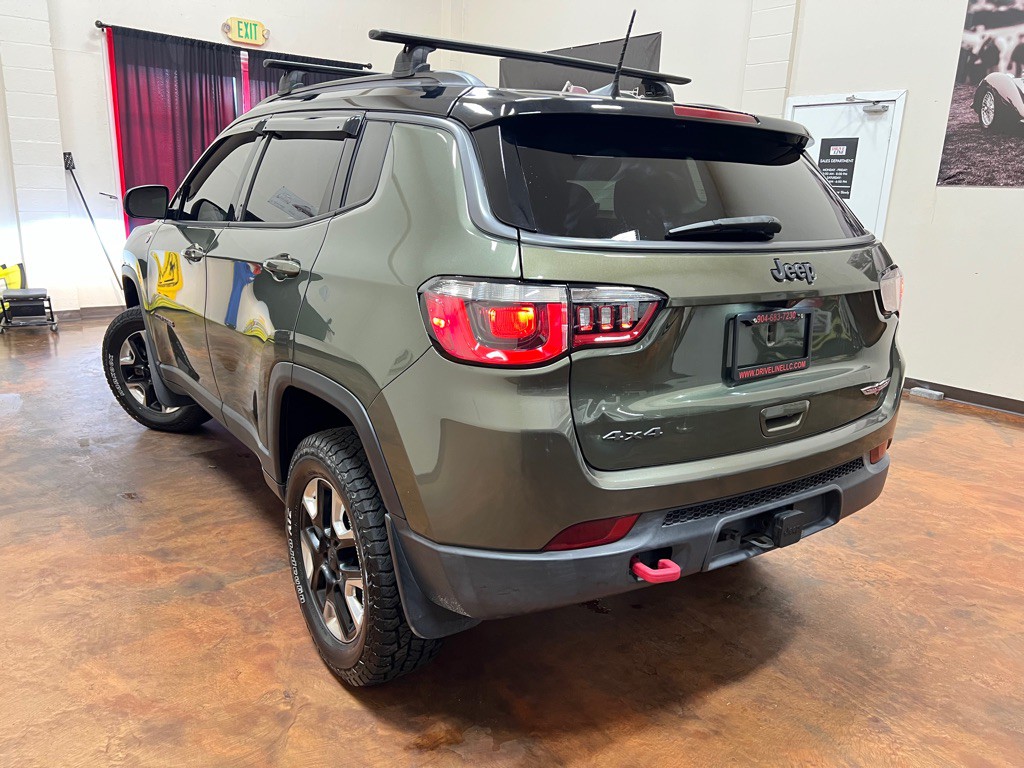 2018 Jeep Compass Image 2