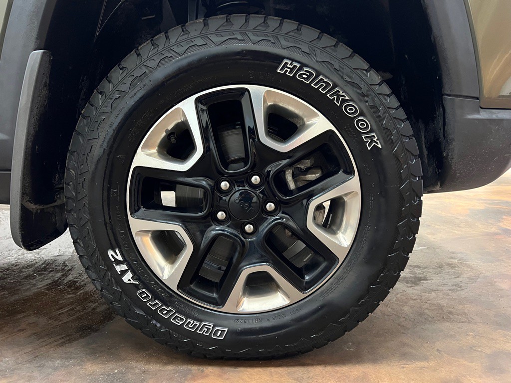 2018 Jeep Compass Image 11