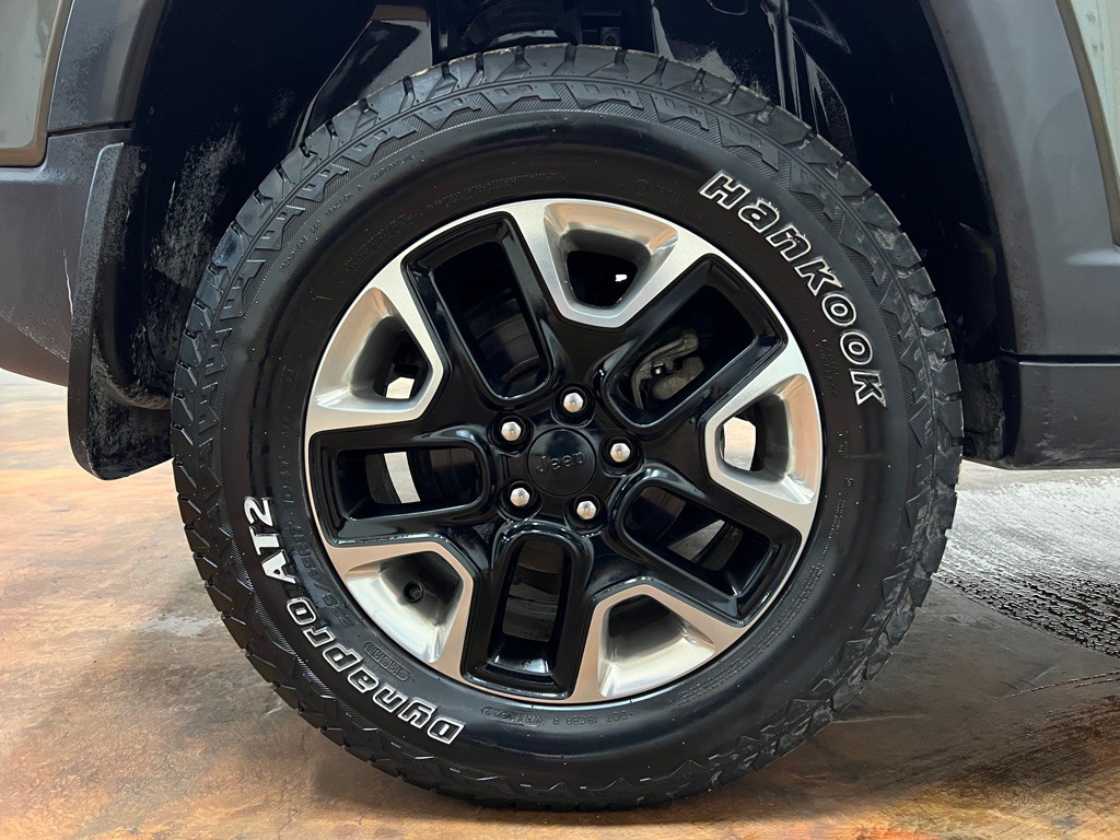 2018 Jeep Compass Image 12