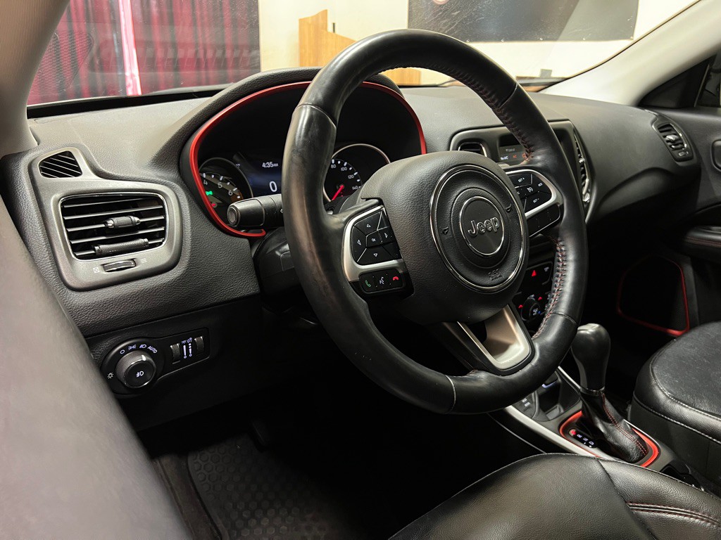 2018 Jeep Compass Image 13