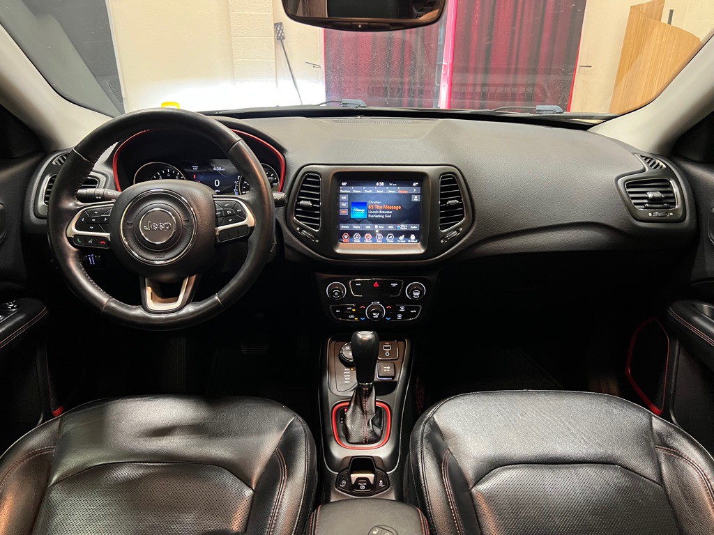 2018 Jeep Compass Image 14