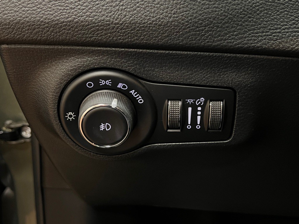 2018 Jeep Compass Image 22