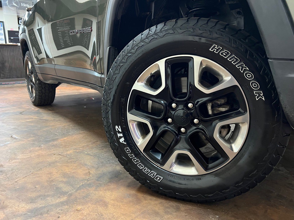 2018 Jeep Compass Image 40