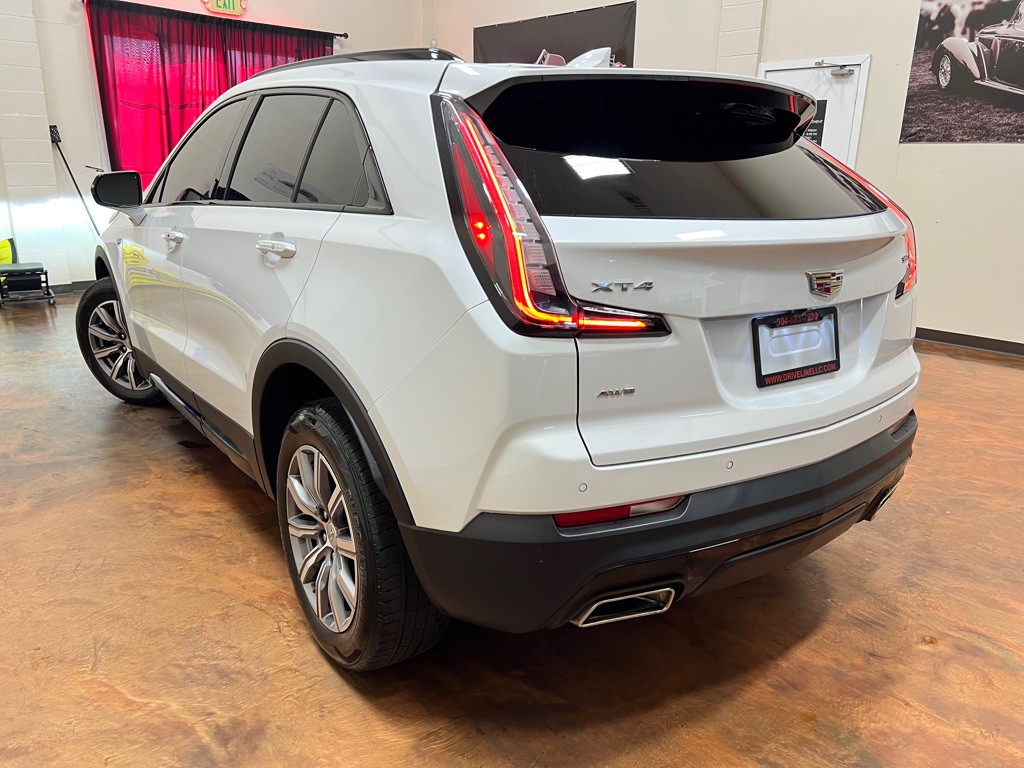 2023 Cadillac XT4 Image 2
