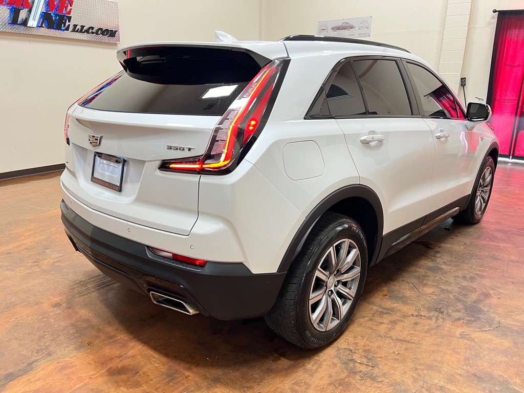 2023 Cadillac XT4 Image 9