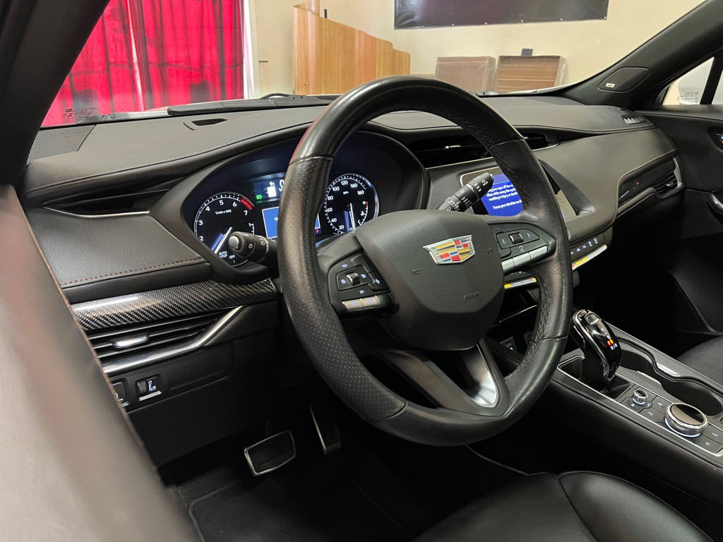 2023 Cadillac XT4 Image 13