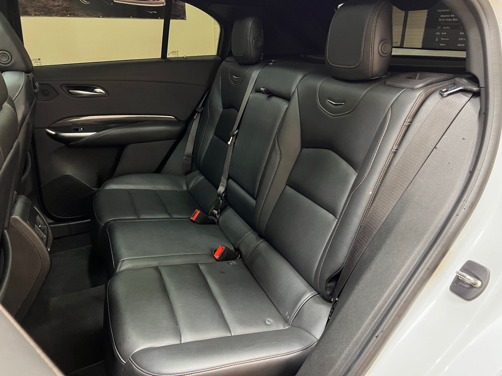 2023 Cadillac XT4 Image 32
