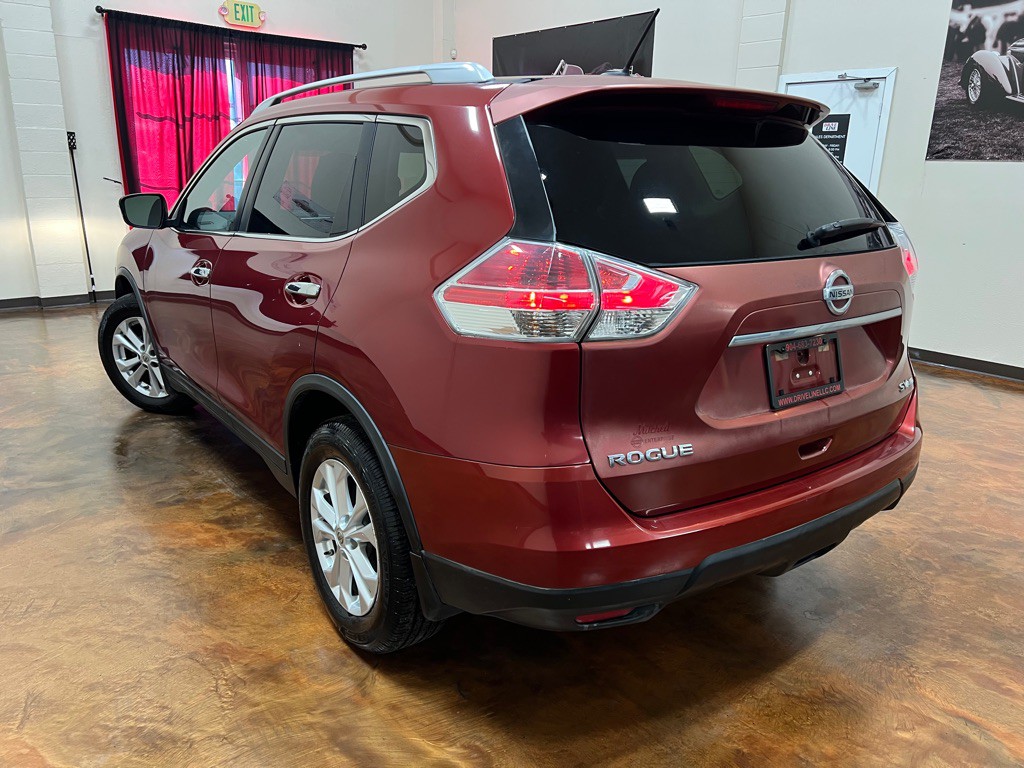 2015 Nissan Rogue Image 2
