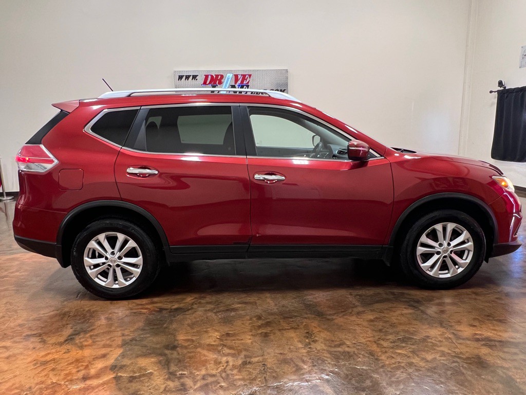 2015 Nissan Rogue Image 10