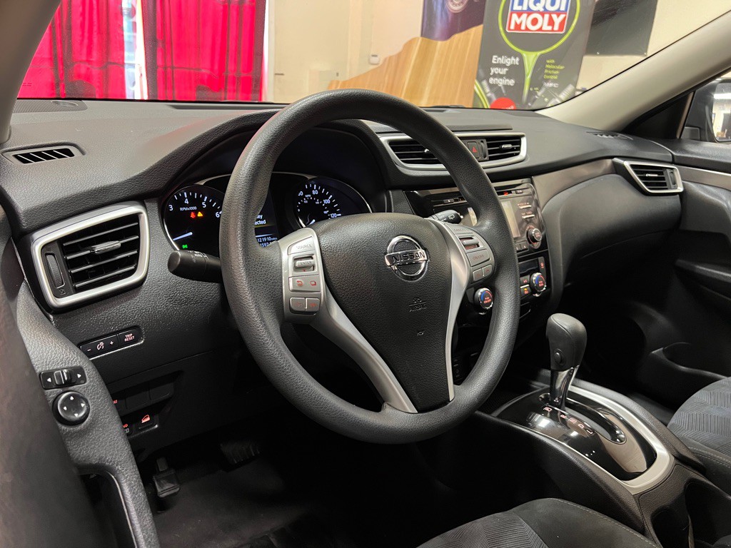 2015 Nissan Rogue Image 13