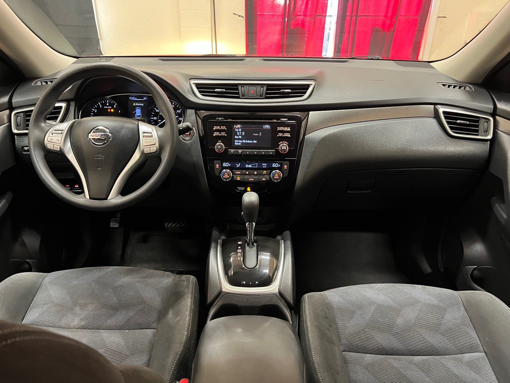 2015 Nissan Rogue Image 14