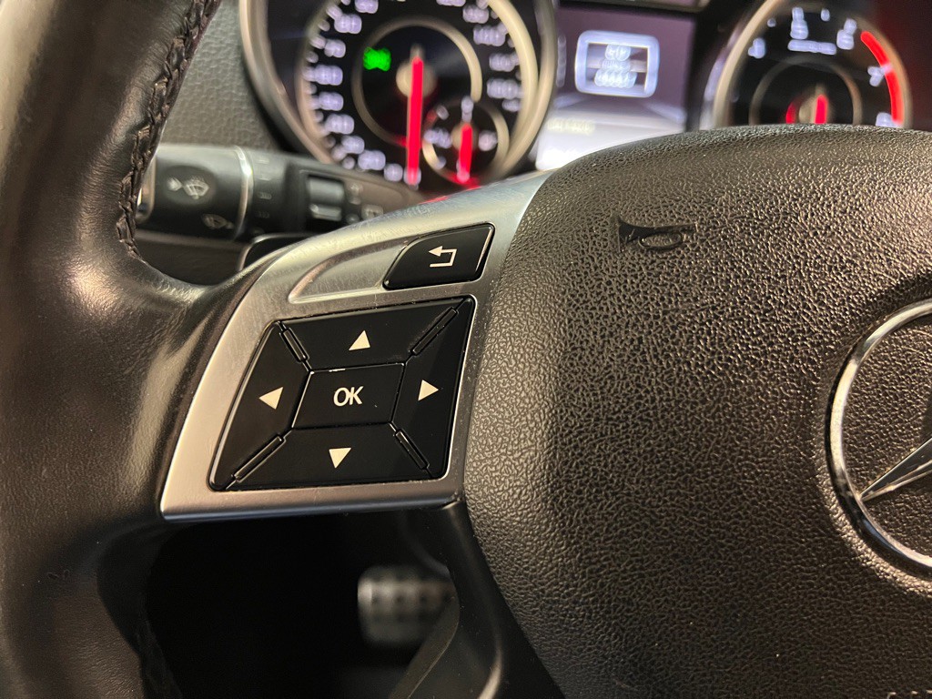 2014 Mercedes-Benz G-Class Image 16