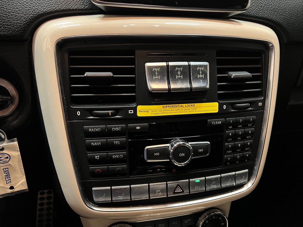 2014 Mercedes-Benz G-Class Image 24