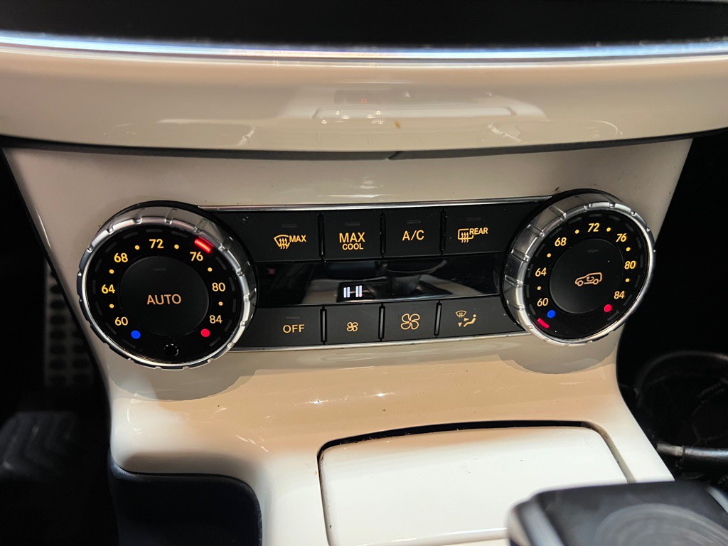 2014 Mercedes-Benz G-Class Image 27